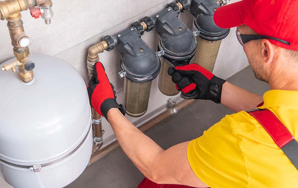residential-in-line-water-filters-maintenance-resize.jpg